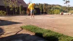 Обустройство газона Киев. Планирование грунта